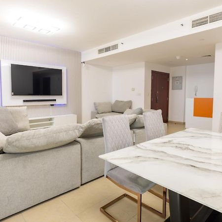 Travel Hub Premium Hostel Ντουμπάι Εξωτερικό φωτογραφία