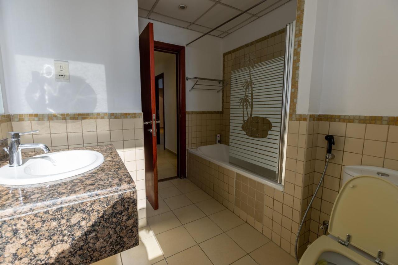 Travel Hub Premium Hostel Ντουμπάι Εξωτερικό φωτογραφία