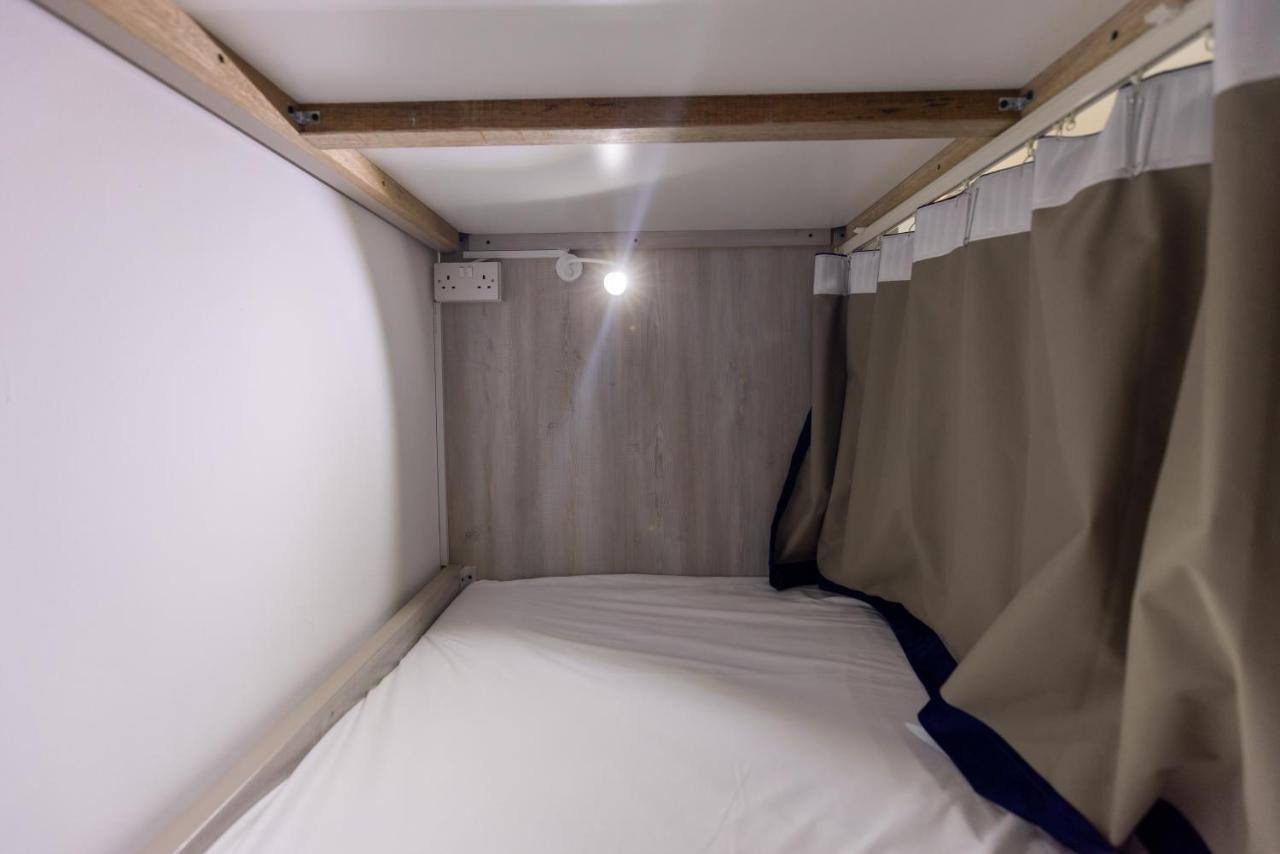 Travel Hub Premium Hostel Ντουμπάι Εξωτερικό φωτογραφία