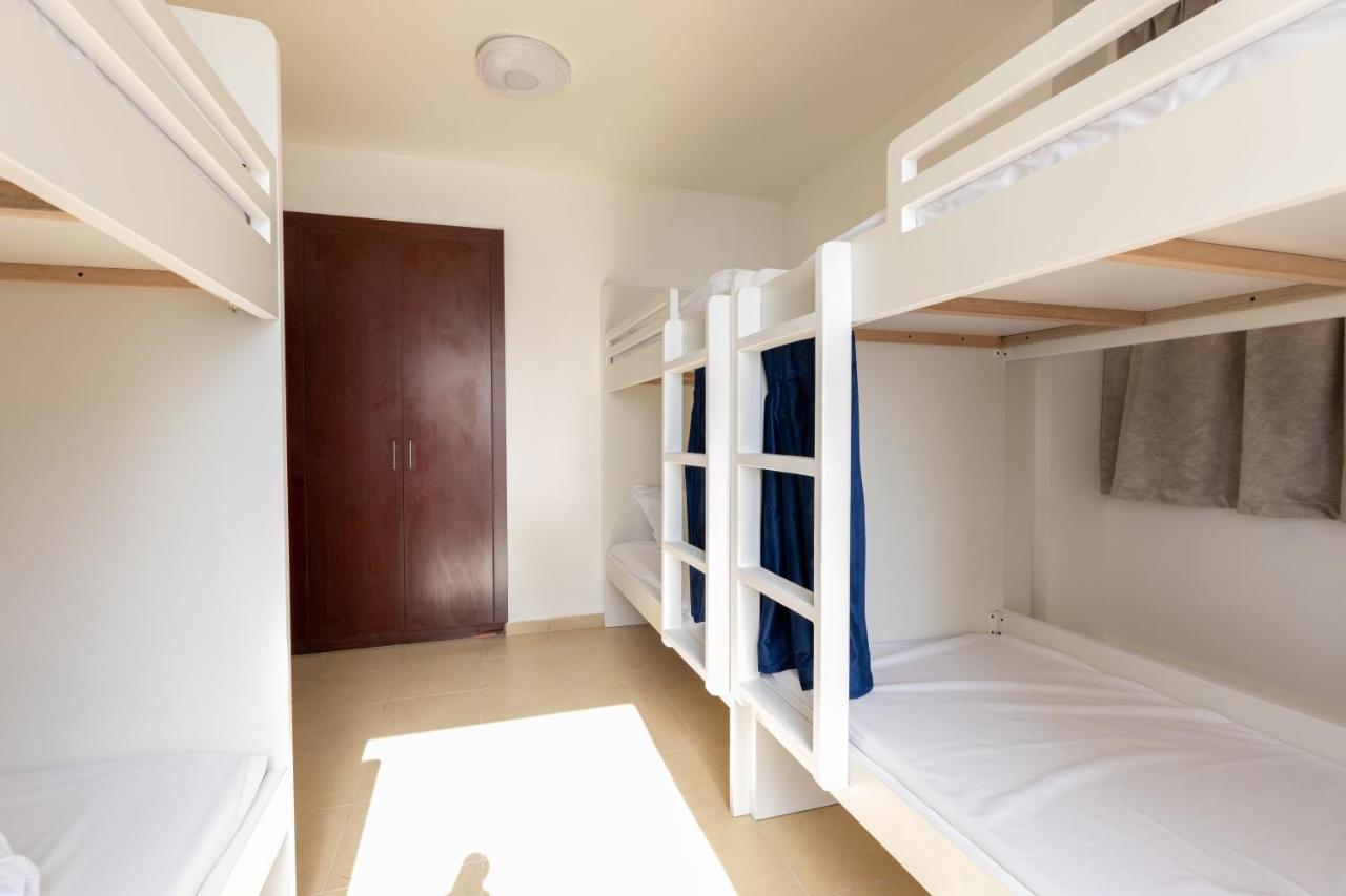 Travel Hub Premium Hostel Ντουμπάι Εξωτερικό φωτογραφία