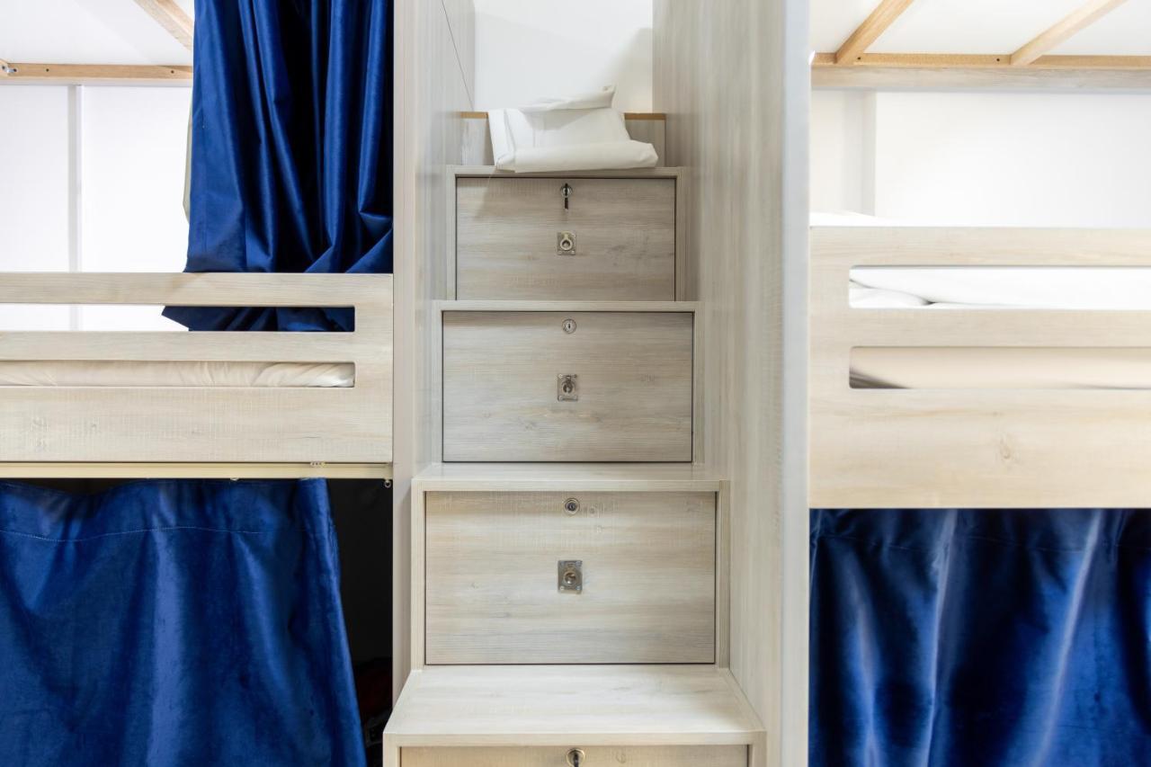 Travel Hub Premium Hostel Ντουμπάι Εξωτερικό φωτογραφία
