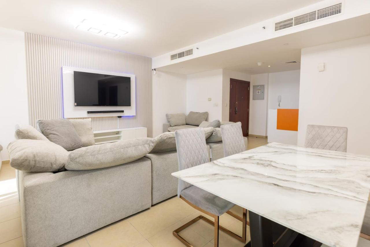 Travel Hub Premium Hostel Ντουμπάι Εξωτερικό φωτογραφία